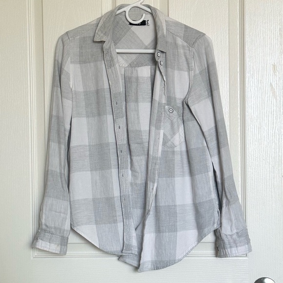 BDG Tops - BDG- bottom down flannel shirt - Size XS